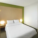 B&B Hotel Arras فندق أراس