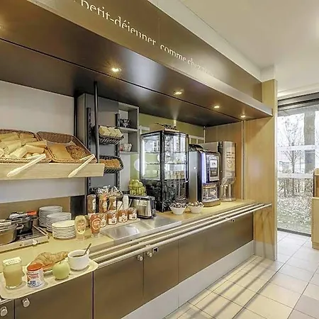 B&B Hotel Arras Szálloda