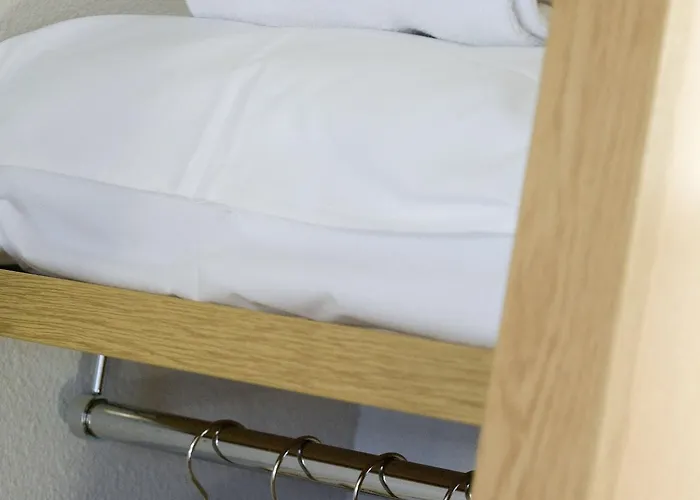 B&B Hotel Arras Hotel 2*