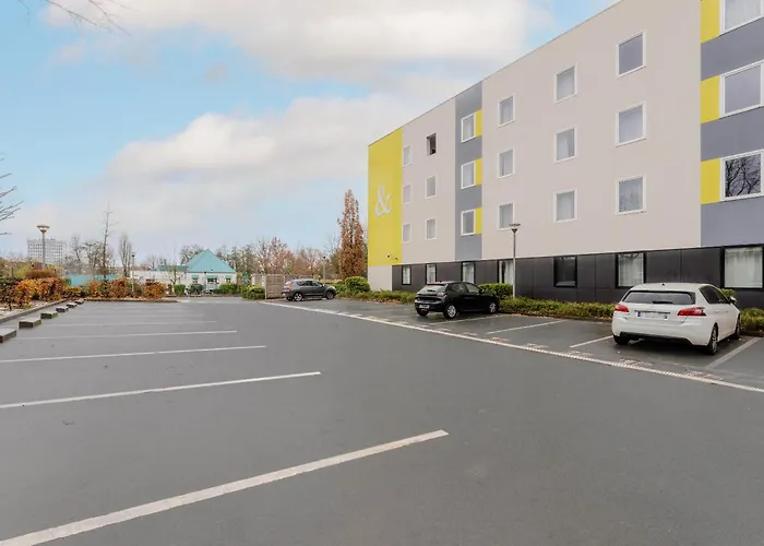 B&B Hotel Arras Hotel 2*